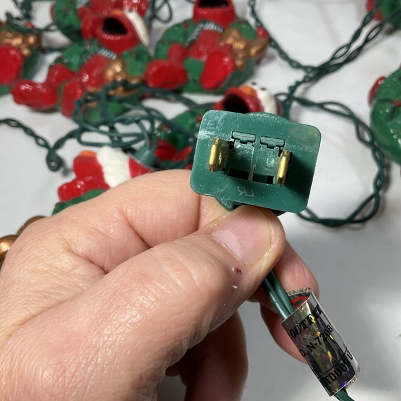 Elmo Sesame Street Christmas Light Set 10 Indoor/Outdoor 1998 Works Great - Picture 9 of 10